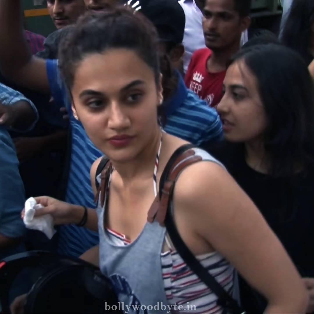 That akward moment | taapsee pannu at bhavesh joshi promotion # ...