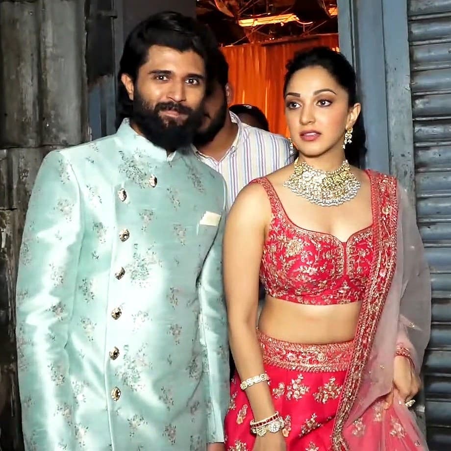 Kiara advani with Vijay deverakonda snapped last night during ad shoot